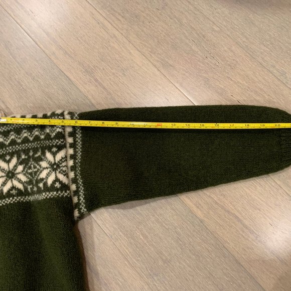 Vintage Wool Knit Sweater - Picture 8 of 8